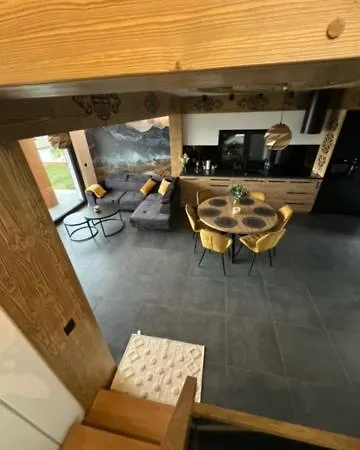 Porebianska Osada & Casa de Férias Szlembark