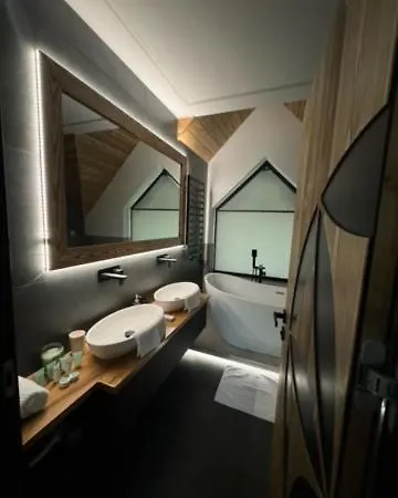 Porebianska Osada & * Szlembark