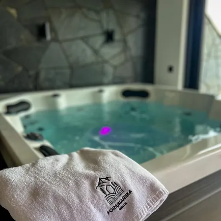 Porebianska Osada & *