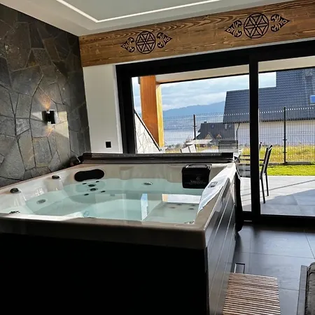 Porebianska Osada & 度假居 Szlembark