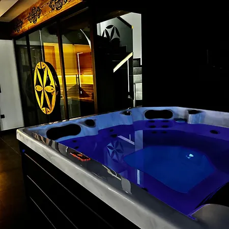 Porebianska Osada & *